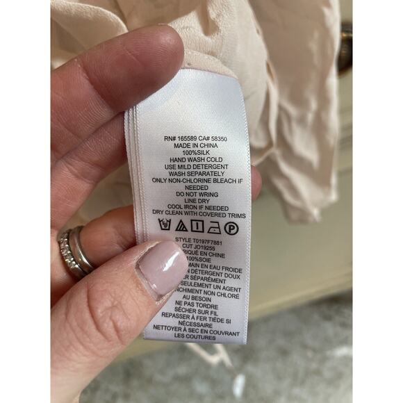 Joie Leigh 100%Silk Women's V-Neck Wrap Hushed Violet Top Size Small-$298 - Picture 10 of 11